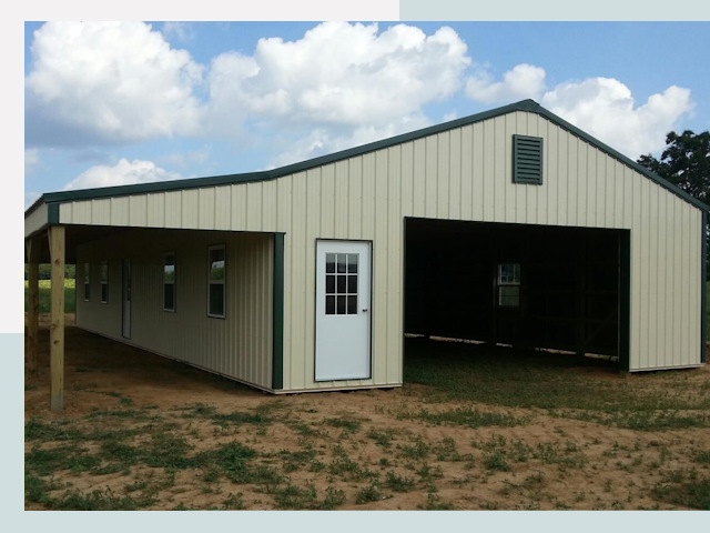 Строительство конюшен в Верхнем Уфалее