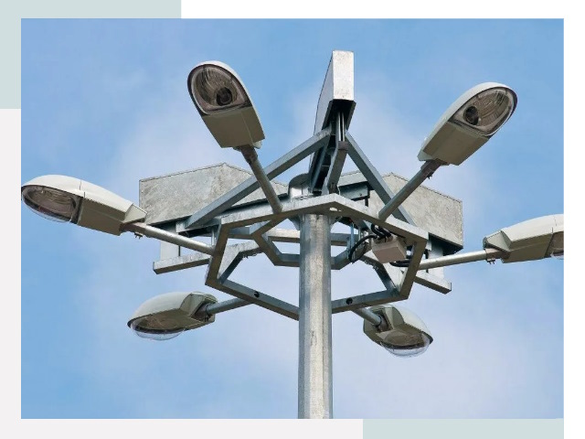 Монтаж осветительных мачт в Верхнем Уфалее